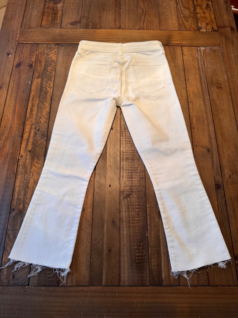 Gap Crop Kick Ankle Jean. Size 2. White Denim. 2016 Collection - Picture 2 of 10